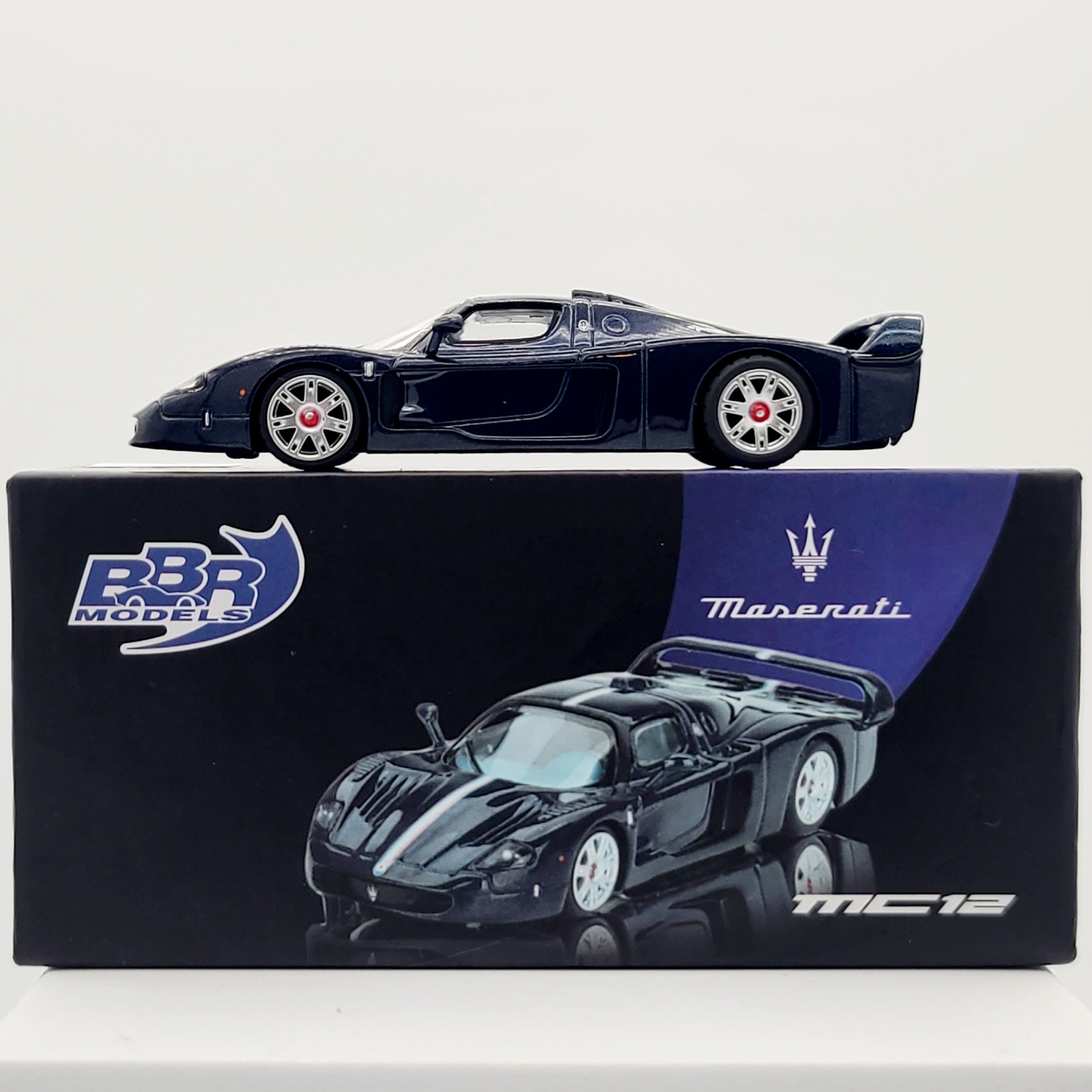 BBR Models Maserati MC12 Stradale - 1:64, Blue Metallic w/ Stripe (2024 Limited Edition)